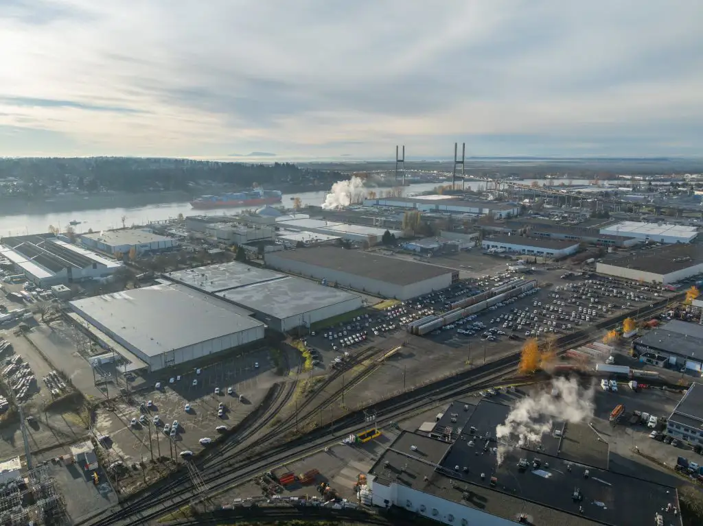 Grosvenor Property Canada Finalizes 10-Year Lease with Doka Canada on Annacis Island