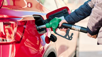 B.C. NDP Leader David Eby Unveils Plan to Temporarily Suspend Fuel Tax and Combat Price Gouging