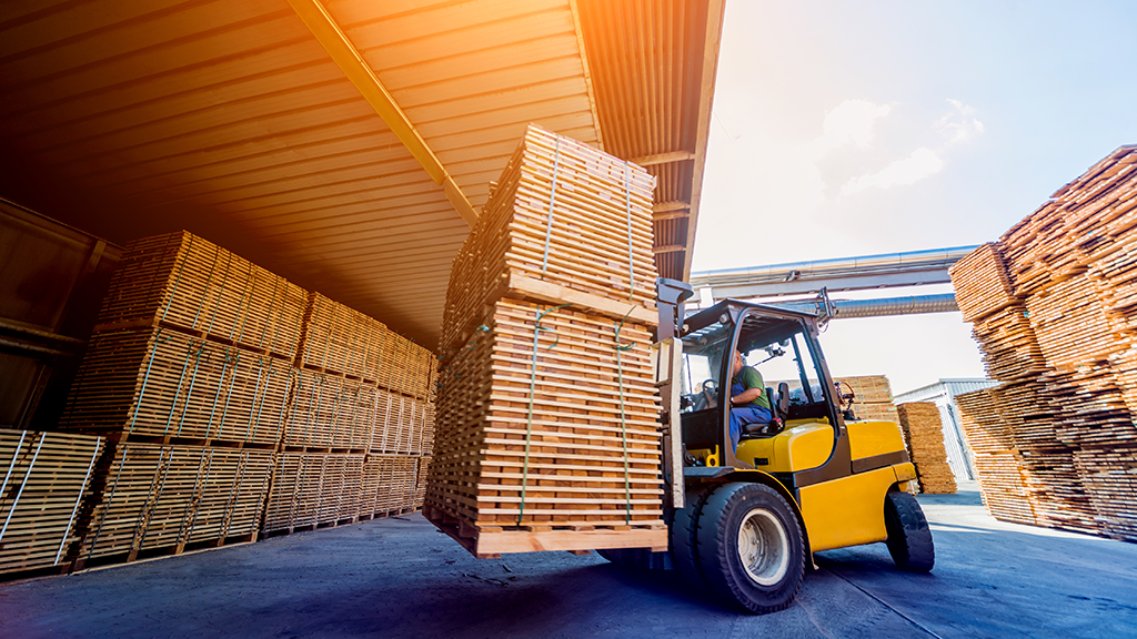 Federal Government Extends $100 Million Loan to Millar Western Lumber Amid Tariff Challenges