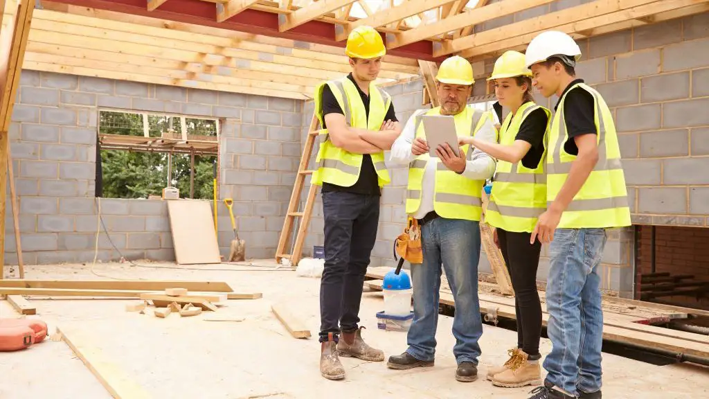 Indigenous Youth Empowered Through Hands-On Carpentry Workshop