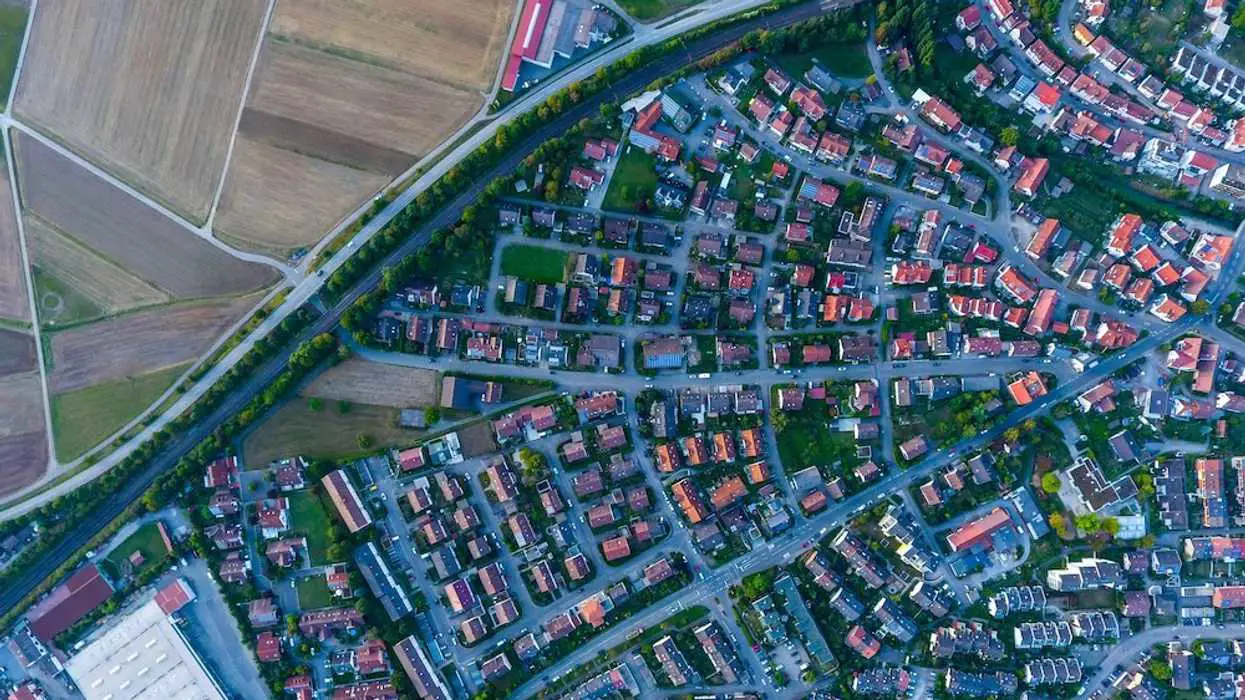 RBC Predicts Gradual Recovery for Canadian Real Estate Market by 2027