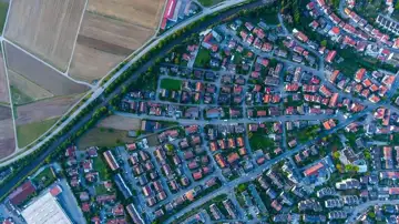 RBC Predicts Gradual Recovery for Canadian Real Estate Market by 2027