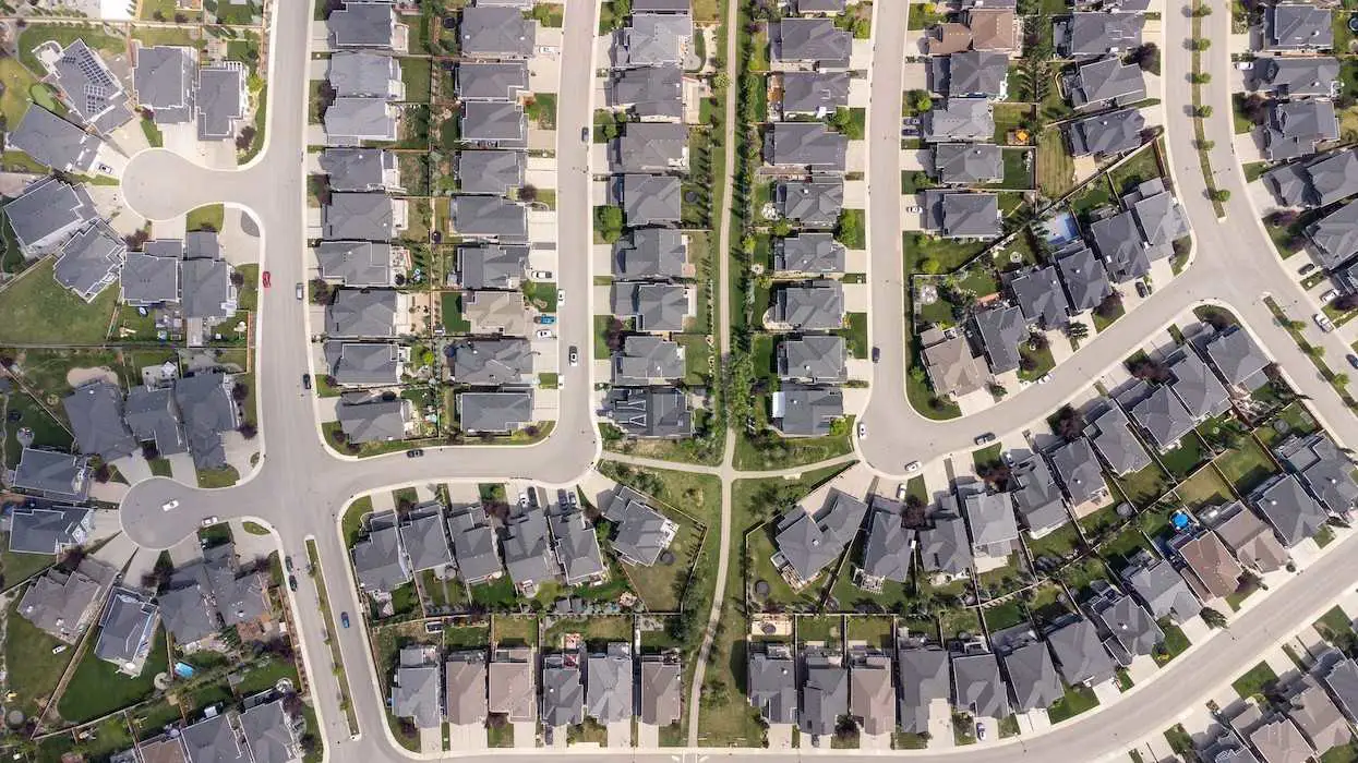 Canada's Home Sales Show Gradual Recovery in July 2026