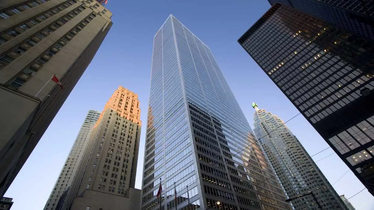 Canadian Office Market Shows Signs of Recovery as Vacancy Rates Decline