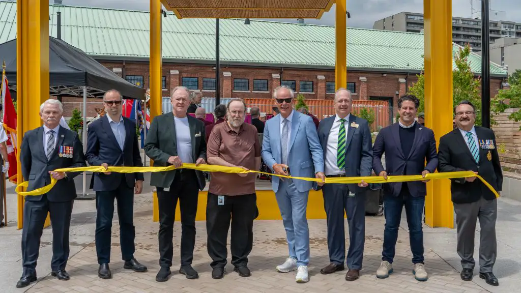 Oshawa Celebrates the Grand Opening of Veterans Square