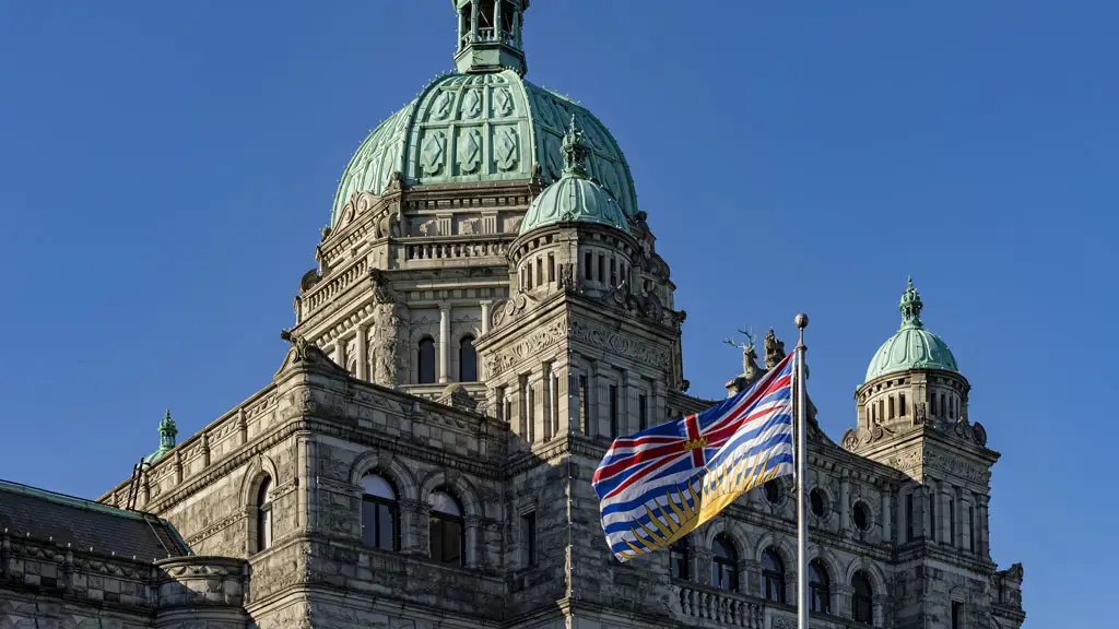 BC Premier Eby Defends Minister's Opposition to LNG Project Expansion Amid Cabinet Dissent